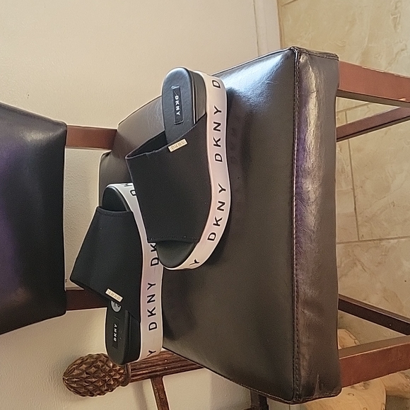 DKNY wedge flats - Picture 3 of 5